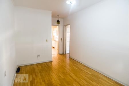 Apartamento à venda com 65m², 2 quartos e sem vagaSala