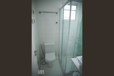 Apartamento para alugar com 49m², 2 quartos e 1 vaga Apartamento para alugar com 49m², 2 quartos e 1 vagaBanheiro