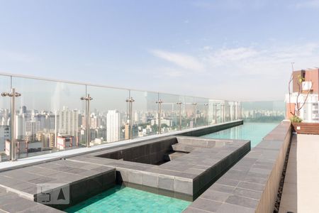 Apartamento para alugar com 146m², 3 quartos e 2 vagasÁrea comum - Piscina cobertura