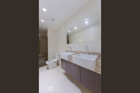 Apartamento para alugar com 146m², 3 quartos e 2 vagasBanheiro suíte 2