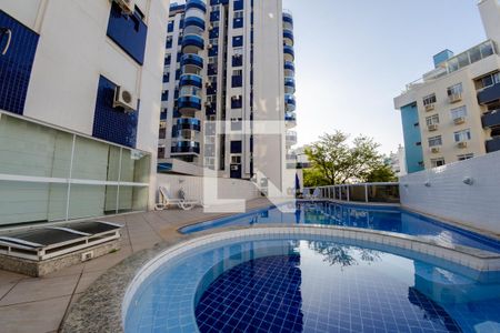 Apartamento para alugar com 115m², 2 quartos e 1 vagaPiscina