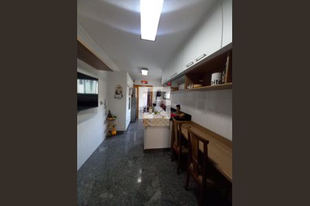 Apartamento à venda com 120m², 3 quartos e 3 vagasCozinha