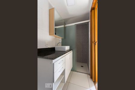 Apartamento à venda com 136m², 3 quartos e 2 vagasBanheiro Suite 02