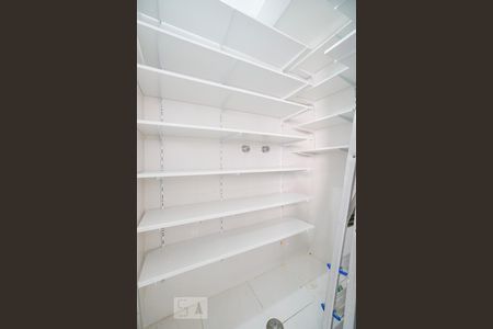 Apartamento à venda com 130m², 3 quartos e 2 vagasDespensa