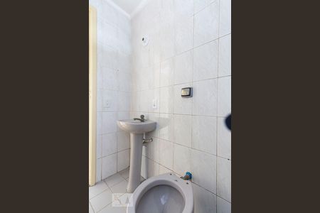 Banheiro Social de apartamento para alugar com 2 quartos, 52m² em Vila Mira, São Paulo