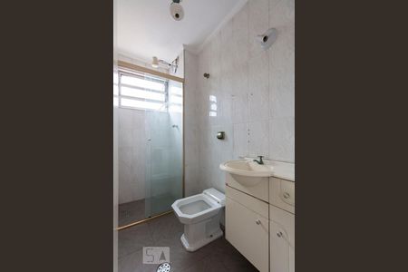 Banheiro Social de apartamento para alugar com 2 quartos, 52m² em Vila Mira, São Paulo