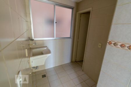 Apartamento à venda com 67m², 2 quartos e sem vaga Apartamento à venda com 67m², 2 quartos e sem vagaÁrea de serviço