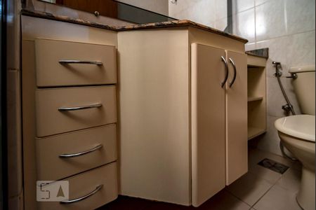 Apartamento à venda com 80m², 3 quartos e 2 vagasBanheiro da Suite