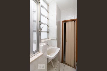 Apartamento para alugar com 60m², 2 quartos e sem vagaÁrea de serviço