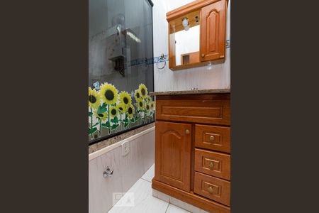 Banheiro de apartamento para alugar com 2 quartos, 60m² em Méier, Rio de Janeiro