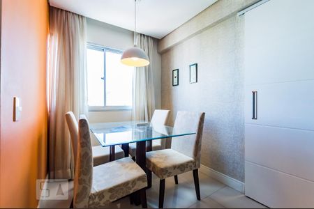 Sala de apartamento para alugar com 1 quarto, 56m² em Centro, Campinas