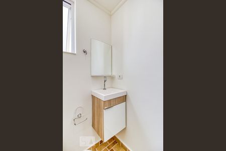Banheiro de apartamento para alugar com 2 quartos, 70m² em Indianópolis, São Paulo