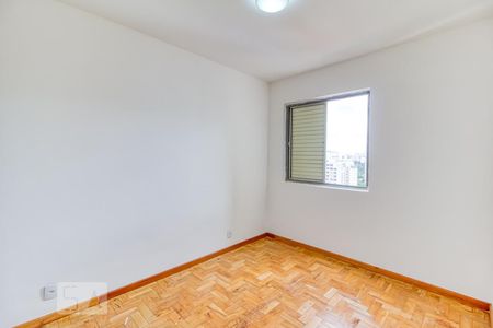 Primeiro dormitório de apartamento para alugar com 2 quartos, 70m² em Indianópolis, São Paulo