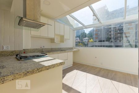 Cozinha de apartamento para alugar com 1 quarto, 62m² em Sumaré, São Paulo