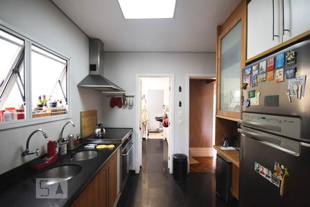 Casa de condomínio à venda com 270m², 3 quartos e 3 vagasCozinha