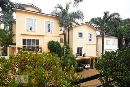 Casa de condomínio à venda com 270m², 3 quartos e 3 vagasVista da Sala 2