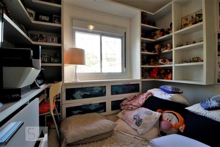 Casa à venda com 250m², 4 quartos e 1 vagaSuíte 3