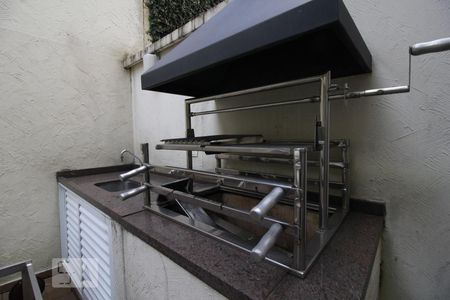 Casa à venda com 250m², 4 quartos e 1 vagaDetalhe da churrasqueira