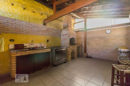 Casa à venda com 300m², 3 quartos e 3 vagasChurrasqueira