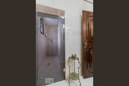 Banheiro de casa à venda com 3 quartos, 300m² em Vila Galvão, Guarulhos