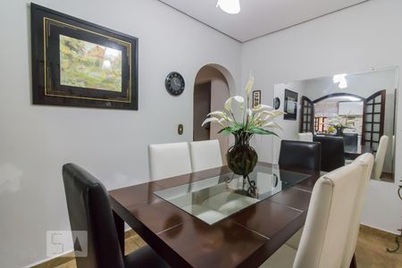 Casa à venda com 300m², 3 quartos e 3 vagasSala de jantar