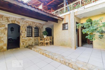 Casa à venda com 300m², 3 quartos e 3 vagasQuintal