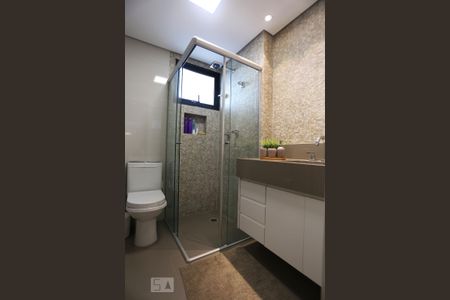 Apartamento para alugar com 115m², 3 quartos e 3 vagas Apartamento para alugar com 115m², 3 quartos e 3 vagasBanheiro