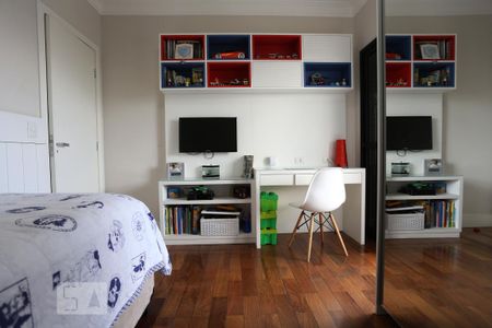 Apartamento para alugar com 115m², 3 quartos e 3 vagas Apartamento para alugar com 115m², 3 quartos e 3 vagasQuarto 02