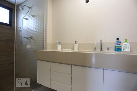 Apartamento para alugar com 115m², 3 quartos e 3 vagas Apartamento para alugar com 115m², 3 quartos e 3 vagasBanheiro da Suíte