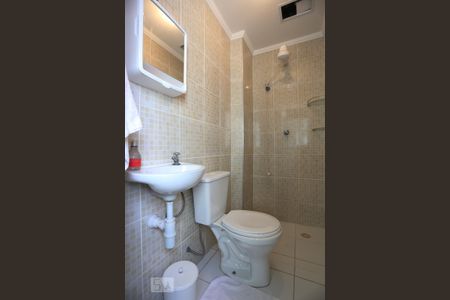Apartamento para alugar com 115m², 3 quartos e 3 vagas Apartamento para alugar com 115m², 3 quartos e 3 vagasBanheiro de Serviço