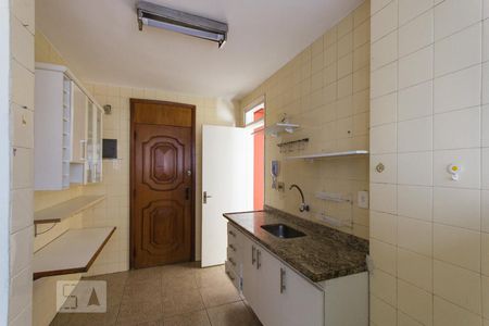 Apartamento à venda com 110m², 3 quartos e 1 vagaCozinha (Primeiro Andar)