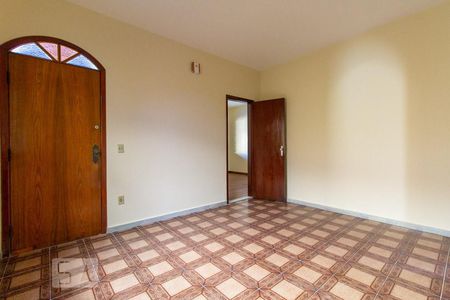 Copa de casa para alugar com 3 quartos, 250m² em Santa Mônica, Belo Horizonte