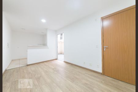 Apartamento à venda com 45m², 2 quartos e 1 vaga Apartamento à venda com 45m², 2 quartos e 1 vagaSala