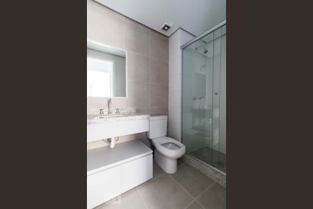 Banheiro de apartamento para alugar com 2 quartos, 62m² em Menino Deus, Porto Alegre