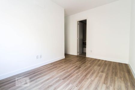 Suíte de apartamento para alugar com 2 quartos, 62m² em Menino Deus, Porto Alegre