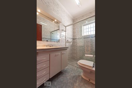 Casa à venda com 420m², 4 quartos e 4 vagasBanheiro Andar Superior