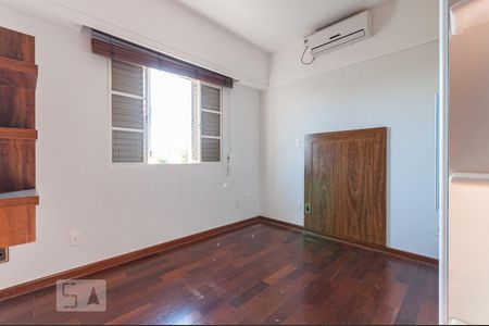 Casa à venda com 420m², 4 quartos e 4 vagasQuarto 1