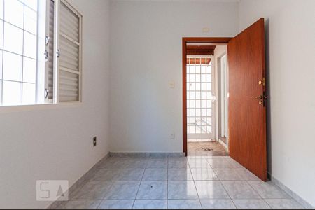 Casa à venda com 420m², 4 quartos e 4 vagasQuarto de Serviço