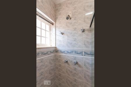 Casa à venda com 420m², 4 quartos e 4 vagasBanheiro Andar Superior