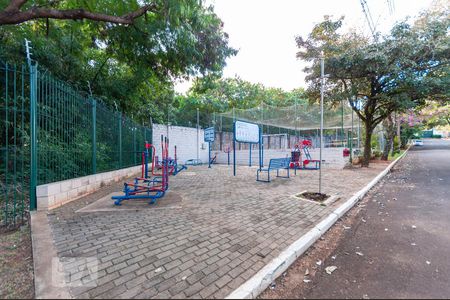 Casa à venda com 420m², 4 quartos e 4 vagasÁrea comum - Academia