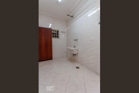 Casa à venda com 420m², 4 quartos e 4 vagasLavanderia