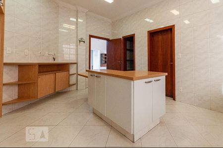 Casa à venda com 420m², 4 quartos e 4 vagasCozinha