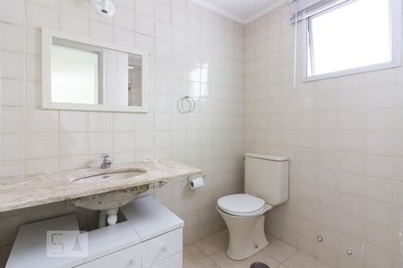 Banheiro de apartamento para alugar com 2 quartos, 64m² em Santana, São Paulo