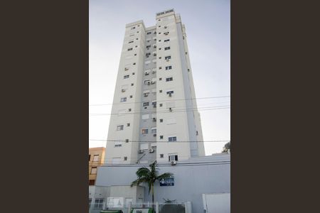 Apartamento à venda com 94m², 3 quartos e 1 vaga Apartamento à venda com 94m², 3 quartos e 1 vagaFachada