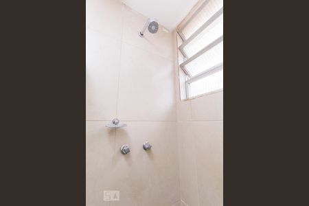 Banheiro de apartamento à venda com 1 quarto, 45m² em Glória, Rio de Janeiro