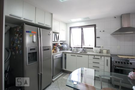 Apartamento à venda com 270m², 4 quartos e 2 vagasCopa-cozinha