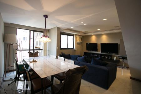 Sala de apartamento para alugar com 4 quartos, 270m² em Tijuca, Rio de Janeiro