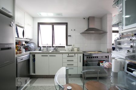 Apartamento à venda com 270m², 4 quartos e 2 vagasCopa-cozinha