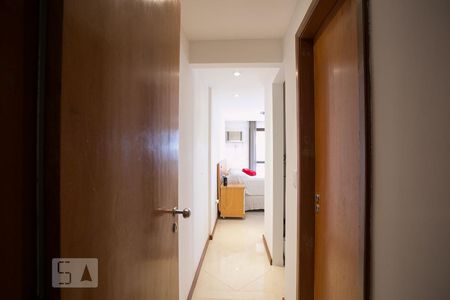 Apartamento à venda com 270m², 4 quartos e 2 vagasHall de entrada suíte