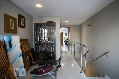 Apartamento à venda com 270m², 4 quartos e 2 vagasSala de TV